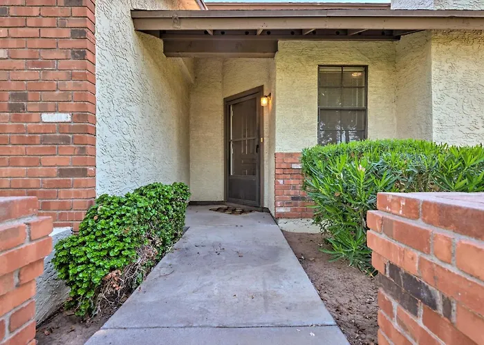 < 1 Mi To Downtown Gilbert: W/ Pool Access! Gilbert
