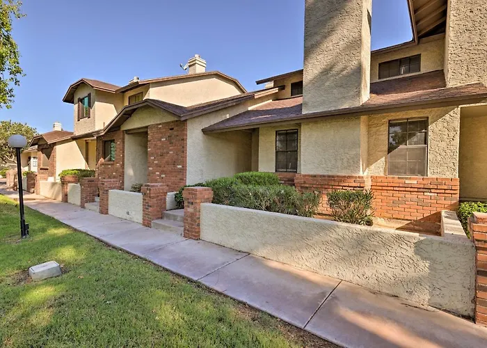< 1 Mi To Downtown Gilbert: W/ Pool Access! *